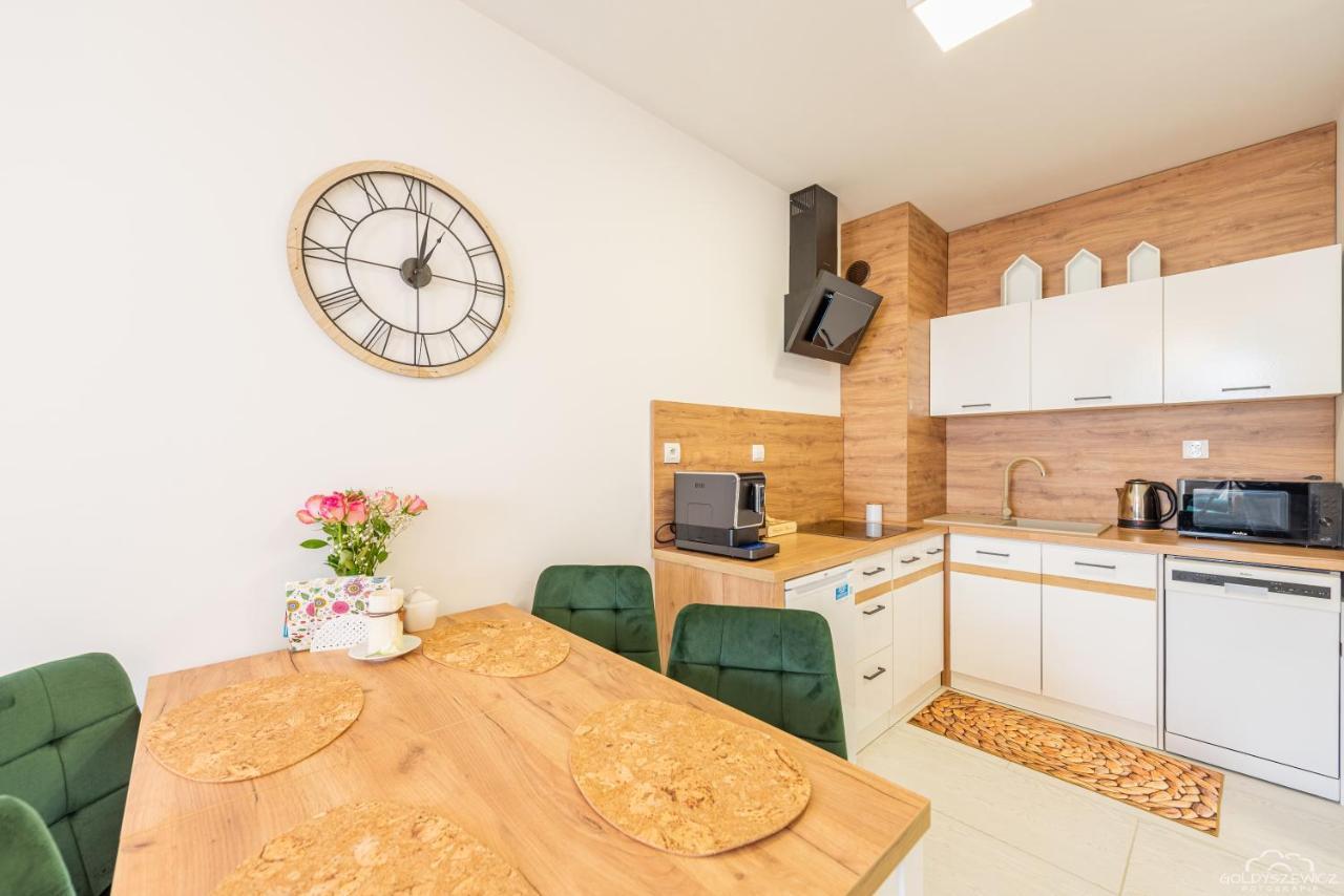 Horyzont - Kapitanski Mostek- Blisko Portu- Sniadania Apartment Kolberg