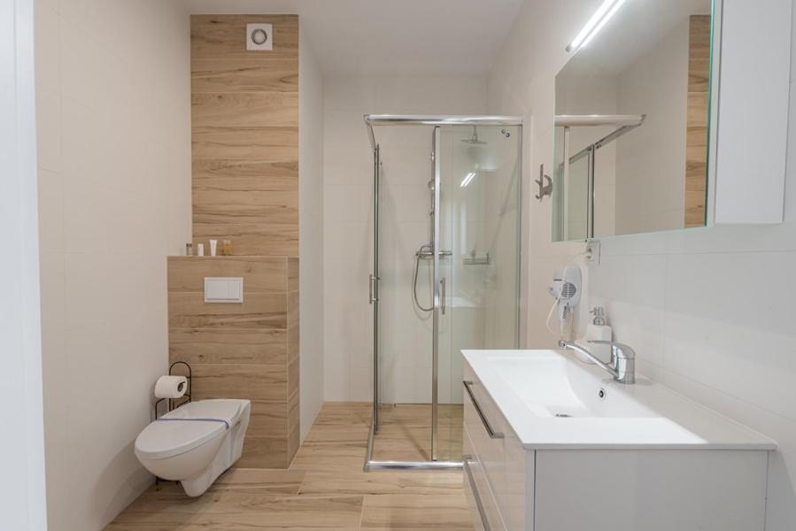 Apartment Horyzont - Kapitanski Mostek- Blisko Portu- Sniadania Kolberg